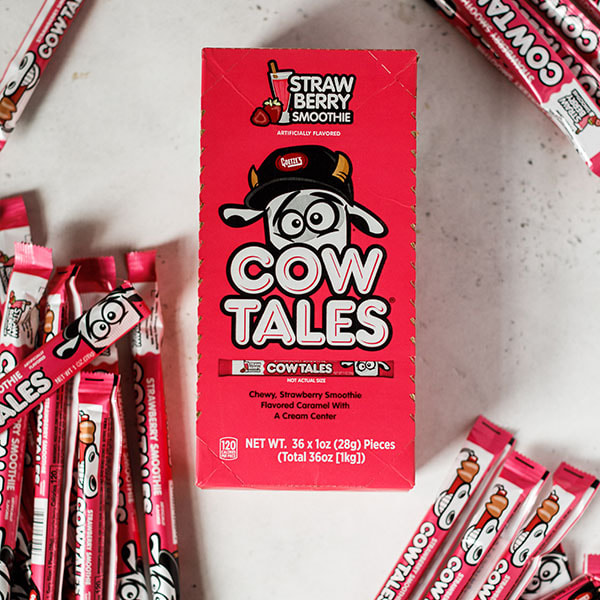 36 oz Strawberry Smoothie Cow Tales Carton